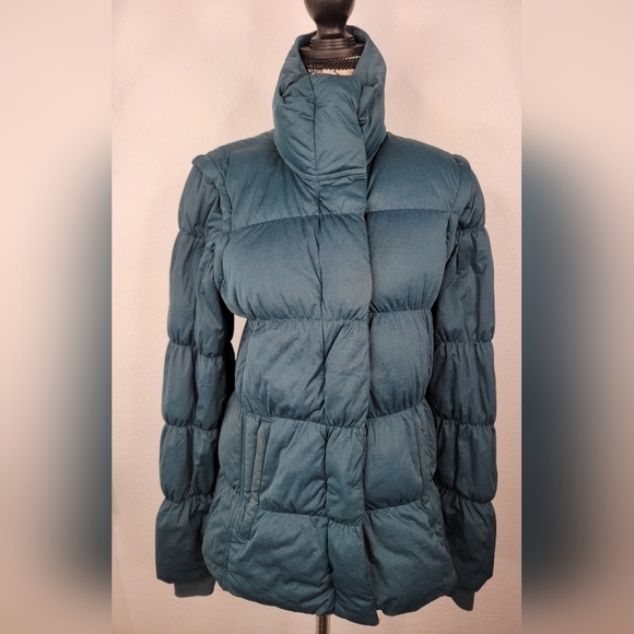 Athleta Limber Down Jacket Small Convertible Puffer 2 In 1 Vest Green - Picture 1 of 12